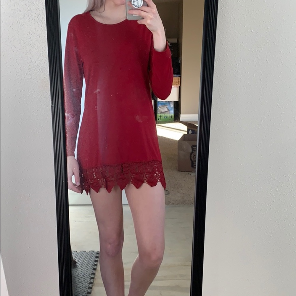 Long sleeves red dress